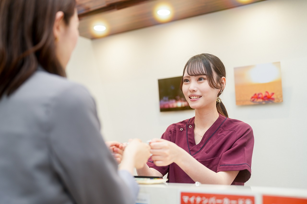 受付・問診票記入